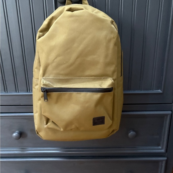 NEW Herschel Settlement Backpack- Olive/Army Green - Picture 1 of 9